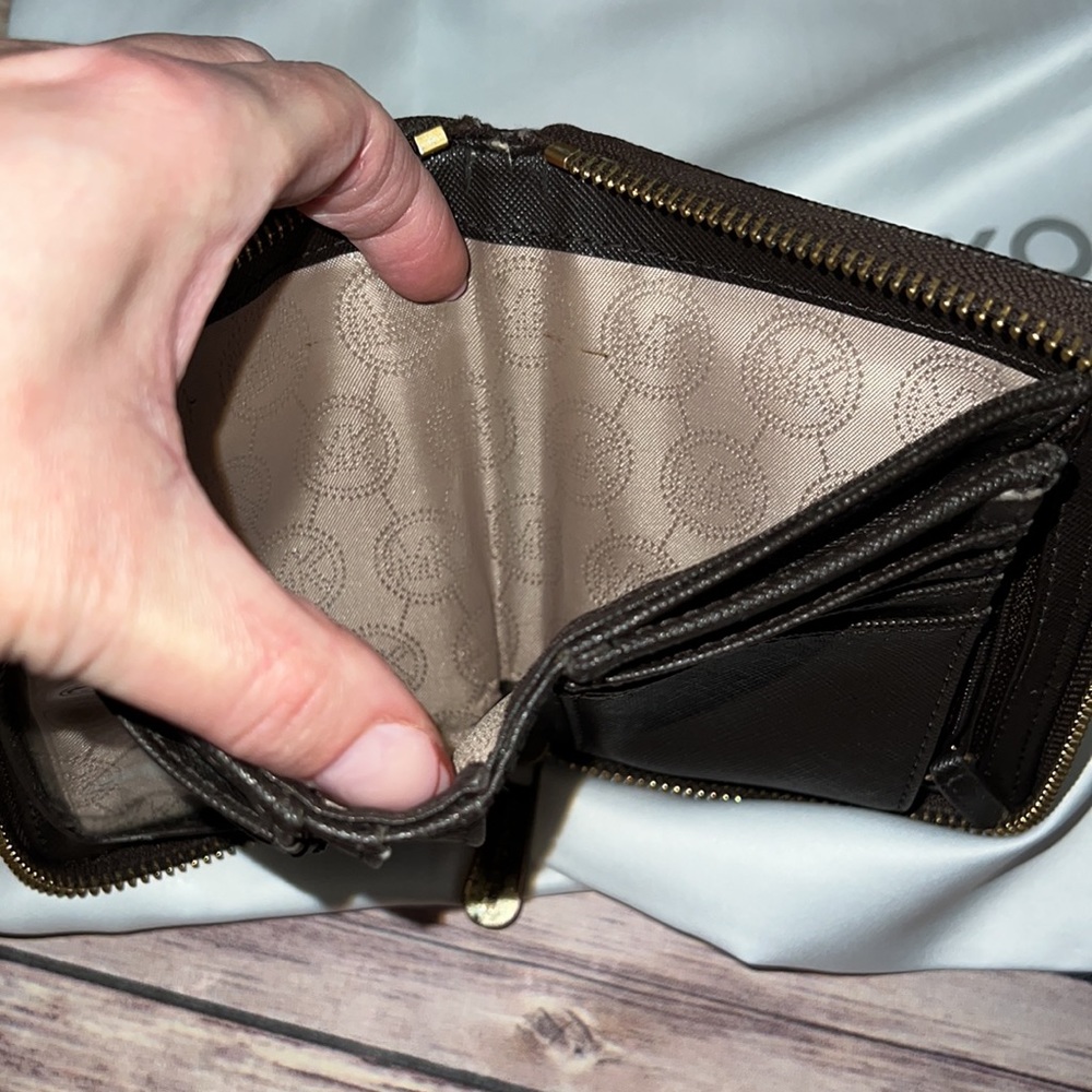 Mk Shoulder Bag & Matching Wallet - image 6